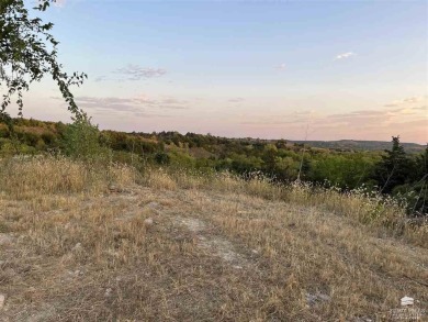 This beautiful 1.5 acre lot is located on the west side of on Colbert Hills Golf Course in Kansas - for sale on GolfHomes.com, golf home, golf lot