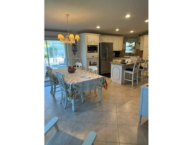 SELLER WILL PAY FIRST YEAR LAND OF LEASE, present rate. Welcome on Savanna Golf Club in Florida - for sale on GolfHomes.com, golf home, golf lot