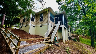 Beautifully updated waterfront townhome with views of the lake on Tara Golf Club At Savannah Lakes in South Carolina - for sale on GolfHomes.com, golf home, golf lot