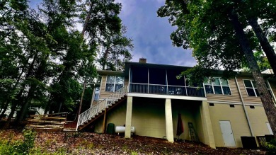 Beautifully updated waterfront townhome with views of the lake on Tara Golf Club At Savannah Lakes in South Carolina - for sale on GolfHomes.com, golf home, golf lot