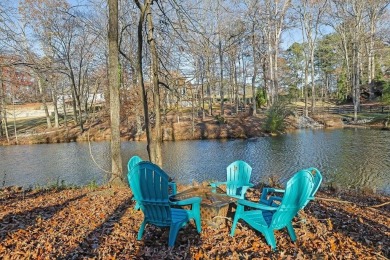 Beautiful CUSTOM-BUILT RANCH-style home on 2.94 acres! Primary on Hawks Ridge Golf Club in Georgia - for sale on GolfHomes.com, golf home, golf lot