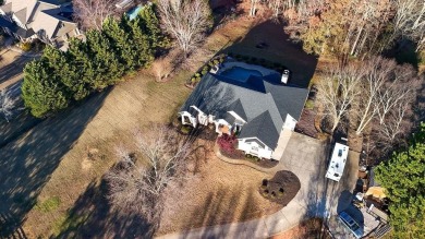 Beautiful CUSTOM-BUILT RANCH-style home on 2.94 acres! Primary on Hawks Ridge Golf Club in Georgia - for sale on GolfHomes.com, golf home, golf lot