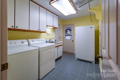 This is the mountain home of your dreams! Discover true mountain on Connestee Falls Golf Club in North Carolina - for sale on GolfHomes.com, golf home, golf lot