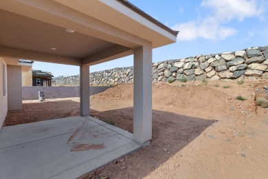 Quick move in! Rates as low as 3.99% 7/6 ARM at no cost to the on Copper Rock Golf Course in Utah - for sale on GolfHomes.com, golf home, golf lot
