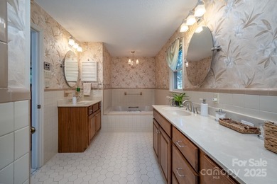 This is the mountain home of your dreams! Discover true mountain on Connestee Falls Golf Club in North Carolina - for sale on GolfHomes.com, golf home, golf lot