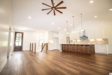 Stunning New Construction on Wildcat Trace -Located in the on Rolling Hills Country Club in Kentucky - for sale on GolfHomes.com, golf home, golf lot