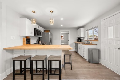 Charming Updated Home Near CMU & Lincoln Park Ideally located in on Lincoln Park Golf Course in Colorado - for sale on GolfHomes.com, golf home, golf lot
