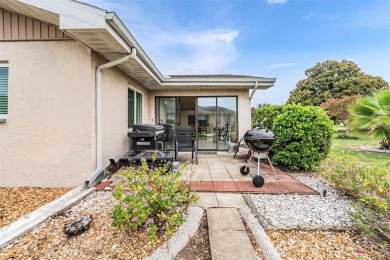 Short Sale. Spacious 2-bedroom, 2-bath, 2-car garage home in Sun on Caloosa Greens Executive Golf Course in Florida - for sale on GolfHomes.com, golf home, golf lot
