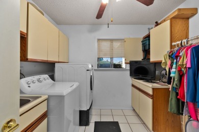 Separate400 sq ft guest house with a kitchenette, full bathroom on South Padre Island Golf Club in Texas - for sale on GolfHomes.com, golf home, golf lot