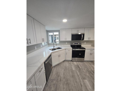 Turn-key, beautifully remodeled 2-bedroom & den & large 2-car on Cottonwood Country Club in Arizona - for sale on GolfHomes.com, golf home, golf lot