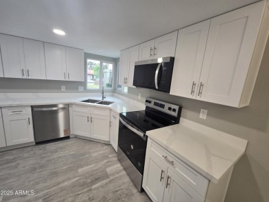 Turn-key, beautifully remodeled 2-bedroom & den & large 2-car on Cottonwood Country Club in Arizona - for sale on GolfHomes.com, golf home, golf lot