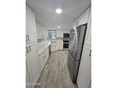 Turn-key, beautifully remodeled 2-bedroom & den & large 2-car on Cottonwood Country Club in Arizona - for sale on GolfHomes.com, golf home, golf lot