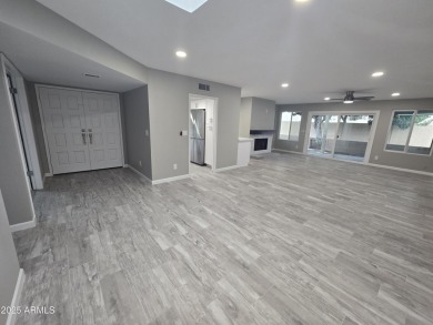 Turn-key, beautifully remodeled 2-bedroom & den & large 2-car on Cottonwood Country Club in Arizona - for sale on GolfHomes.com, golf home, golf lot