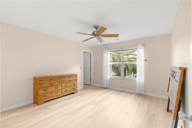 New Luxury Vinyl Flooring !! Freshly Painted !! Roof 2020 !! on The Links of Spruce Creek in Florida - for sale on GolfHomes.com, golf home, golf lot