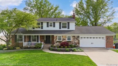 OFFER DEADLINE: 5/10 BY 9 AM. AGENTS, PLEASE READ REALTOR on Idyl Wyld Country Club in Michigan - for sale on GolfHomes.com, golf home, golf lot