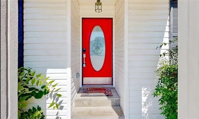 Wake up to lake views and easy living on Table Rock Lake. This on Holiday Island Executive Golf Course in Arkansas - for sale on GolfHomes.com, golf home, golf lot