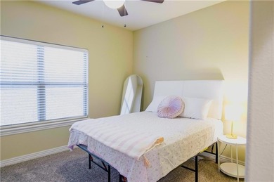 Looking for a 2-bed home in Bella Vista with easy I-49 access on Bella Vista Country Club - Highlands in Arkansas - for sale on GolfHomes.com, golf home, golf lot