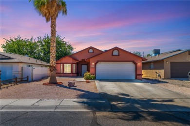 Built in 2001 by Hill Development, known locally for their on Cerbat Cliffs Golf Course in Arizona - for sale on GolfHomes.com, golf home, golf lot