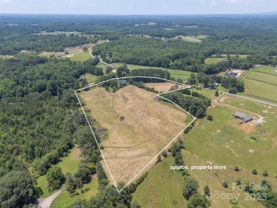 You don't want to miss this one!  It is a four bedroom two bath on Meadowbrook Golf Course in North Carolina - for sale on GolfHomes.com, golf home, golf lot