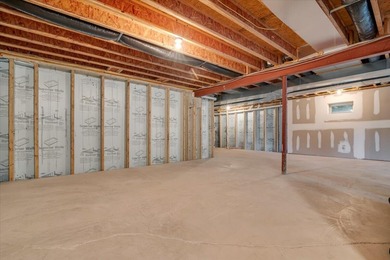 REDUCED!! Discover this beautifully maintained 4-bedroom, 3-bath on Country Club of the Poconos Golf Course in Pennsylvania - for sale on GolfHomes.com, golf home, golf lot