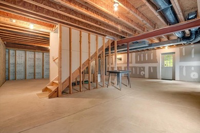 REDUCED!! Discover this beautifully maintained 4-bedroom, 3-bath on Country Club of the Poconos Golf Course in Pennsylvania - for sale on GolfHomes.com, golf home, golf lot