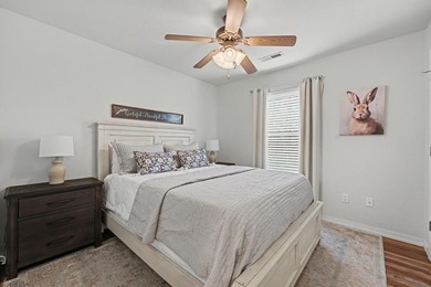 Don't miss this beautifully updated home offering a 3-car garage on Bella Vista - Metfield Golf Complex and Country Club in Arkansas - for sale on GolfHomes.com, golf home, golf lot