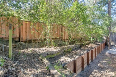 Welcome to this enchanting 3-bedroom, 1-bathroom single-level on Valley Gardens Golf Course in California - for sale on GolfHomes.com, golf home, golf lot