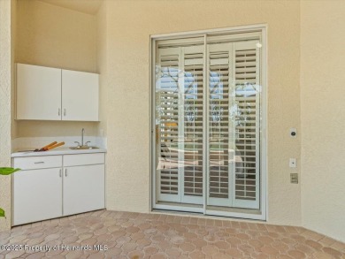 Location, location, location! This 1996 Lindhorst built Custom on Glen Lakes Country Club in Florida - for sale on GolfHomes.com, golf home, golf lot