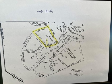 This property offers a secluded, tranquil feel while still being on Bella Vista - Metfield Golf Complex and Country Club in Arkansas - for sale on GolfHomes.com, golf home, golf lot