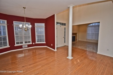WELL-MAINTAINED 3bd/3.5ba END UNIT Townhome in the highly on The Club At Morgan Hill in Pennsylvania - for sale on GolfHomes.com, golf home, golf lot