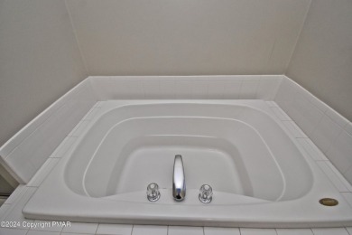 WELL-MAINTAINED 3bd/3.5ba END UNIT Townhome in the highly on The Club At Morgan Hill in Pennsylvania - for sale on GolfHomes.com, golf home, golf lot