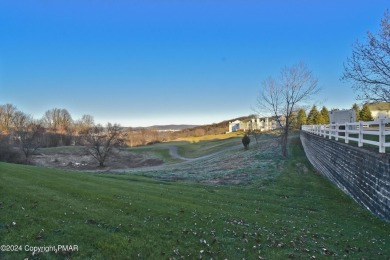 WELL-MAINTAINED 3bd/3.5ba END UNIT Townhome in the highly on The Club At Morgan Hill in Pennsylvania - for sale on GolfHomes.com, golf home, golf lot