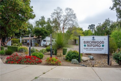 Welcome to 318 Sunnyslope Ln, a single-level home nestled in the on BlackLake Resort Golf Course in California - for sale on GolfHomes.com, golf home, golf lot
