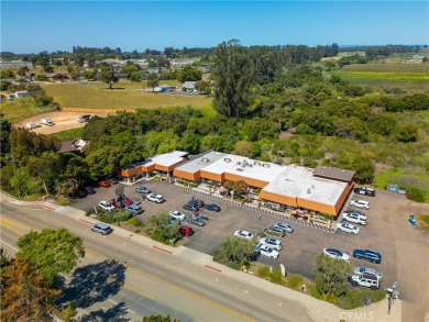 Welcome to 318 Sunnyslope Ln, a single-level home nestled in the on BlackLake Resort Golf Course in California - for sale on GolfHomes.com, golf home, golf lot