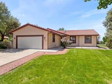 Charming Rancher on the Pueblo West Golf Course  Welcome to this on Desert Hawk At Pueblo West in Colorado - for sale on GolfHomes.com, golf home, golf lot
