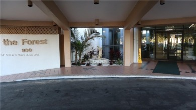 THE BEST DEAL IN PARK PLACE CORNER UNIT IN THE most sought bldg on Pembroke Lakes Golf Club in Florida - for sale on GolfHomes.com, golf home, golf lot