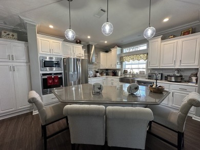 BUYER INCENTIVES: 2 months free lot rent and 6 months free WiFi on Rolling Greens Executive Golf Community in Florida - for sale on GolfHomes.com, golf home, golf lot