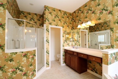 Luxury Estate Home In Golf Community! A Spacious 4-bedroom Home on St. Johns Golf Club in Florida - for sale on GolfHomes.com, golf home, golf lot