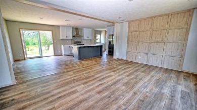 2025 Premier Clayton Home in Gated Lake Nocona Community on Nocona Hills Golf Course in Texas - for sale on GolfHomes.com, golf home, golf lot