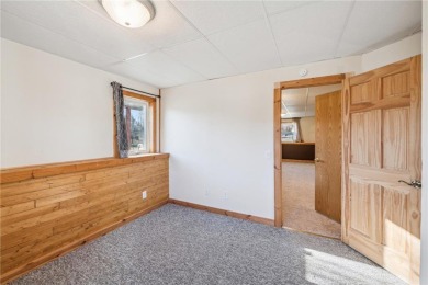 Great 3BR (4 potential with remodeling), 2BA, 3-car available to on Chisago Lakes Golf Course in Minnesota - for sale on GolfHomes.com, golf home, golf lot