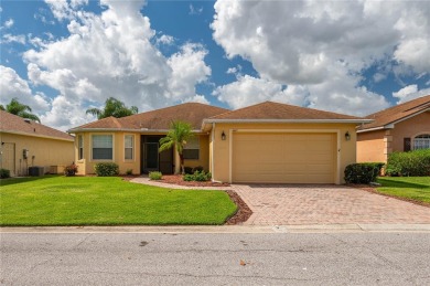 Elegant and spacious 3BA/2Ba home in the premier 55+ Lake Ashton on Lake Ashton Golf Club in Florida - for sale on GolfHomes.com, golf home, golf lot