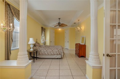 Elegant and spacious 3BA/2Ba home in the premier 55+ Lake Ashton on Lake Ashton Golf Club in Florida - for sale on GolfHomes.com, golf home, golf lot