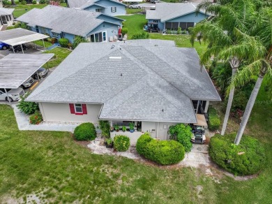 Turnkey 2-Bedroom, 2-Bathroom Home in Kings Point.  Nestled in a on Kings Point Executive Golf Course in Florida - for sale on GolfHomes.com, golf home, golf lot