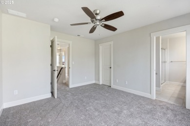 This Move-in ready Volare Townhome in the Eagle Landing on Eagle Landing Golf Course in Oregon - for sale on GolfHomes.com, golf home, golf lot