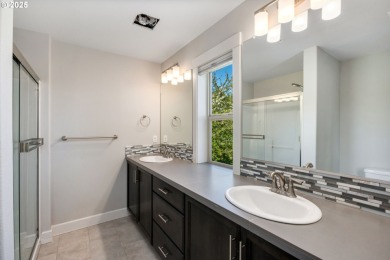 This Move-in ready Volare Townhome in the Eagle Landing on Eagle Landing Golf Course in Oregon - for sale on GolfHomes.com, golf home, golf lot