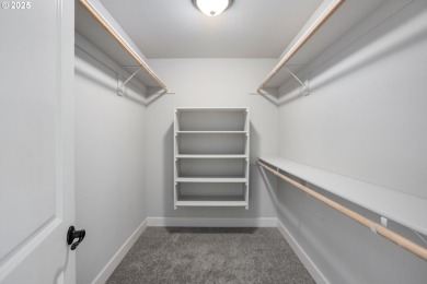 This Move-in ready Volare Townhome in the Eagle Landing on Eagle Landing Golf Course in Oregon - for sale on GolfHomes.com, golf home, golf lot
