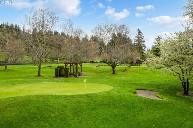 This Move-in ready Volare Townhome in the Eagle Landing on Eagle Landing Golf Course in Oregon - for sale on GolfHomes.com, golf home, golf lot