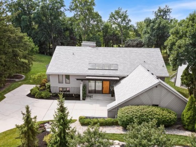 Live on the 6th Fairway of Jack Nicklaus' Signature Course in on Muirfield Village Golf Club in Ohio - for sale on GolfHomes.com, golf home, golf lot