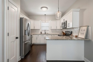 This charming turn-key home is located on a peaceful on The Club At Olde Stone in Kentucky - for sale on GolfHomes.com, golf home, golf lot