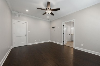 This charming turn-key home is located on a peaceful on The Club At Olde Stone in Kentucky - for sale on GolfHomes.com, golf home, golf lot